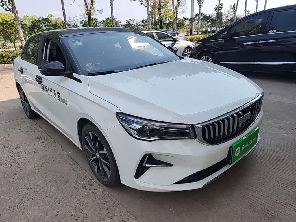 Geely Emgrand 1.5 л 2024 г. Белый, пробег 6700 км