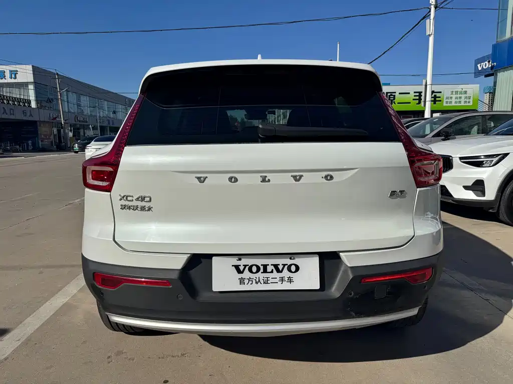 Volvo XC40 — миниатюра 10