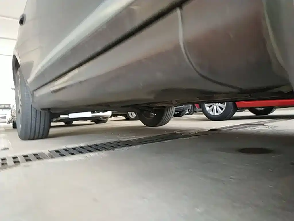 Volvo XC60 (Import) — миниатюра 21