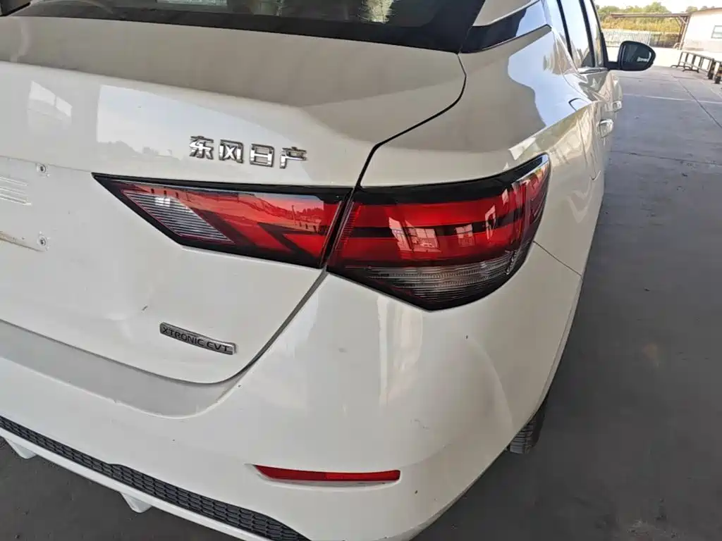 Nissan Sylphy — миниатюра 8