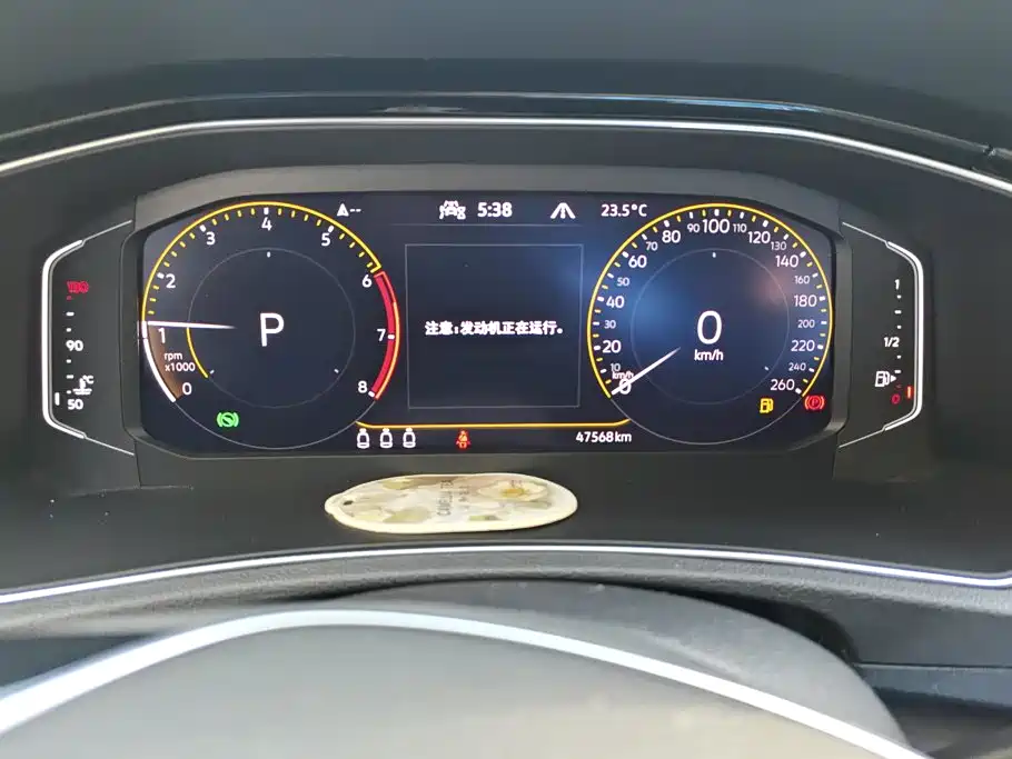 Volkswagen T-Roc — миниатюра 14