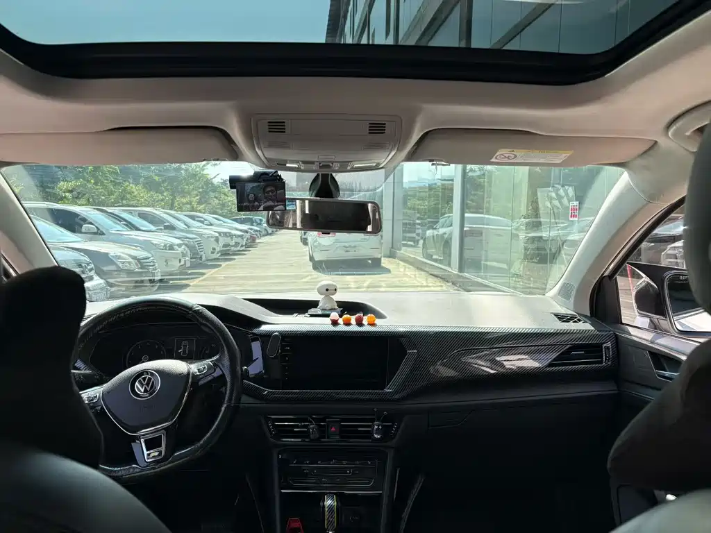 Volkswagen Tharu — миниатюра 5