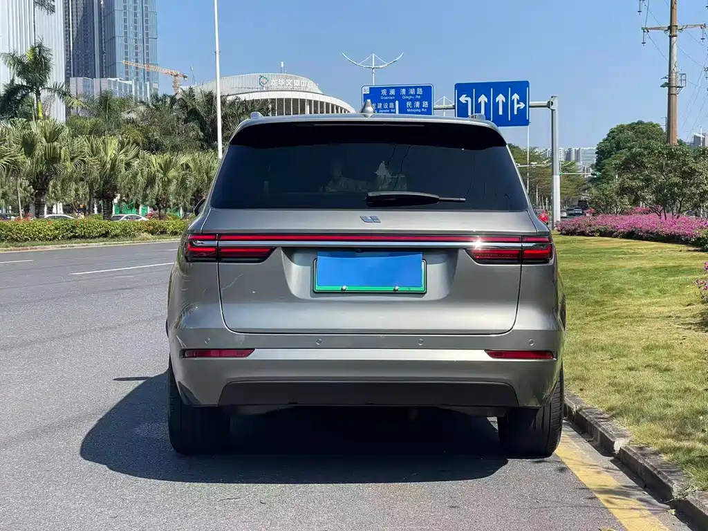 Li Auto Li ONE — миниатюра 18