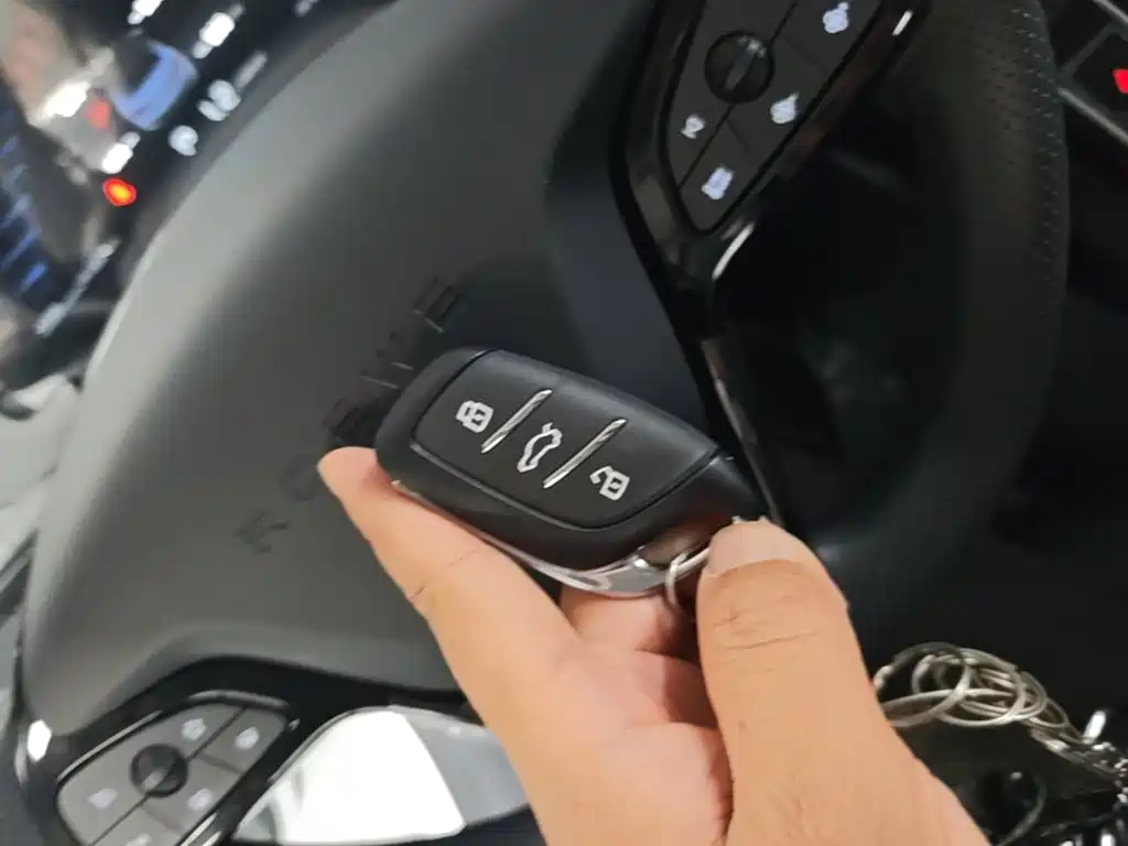Roewe i5 — миниатюра 9