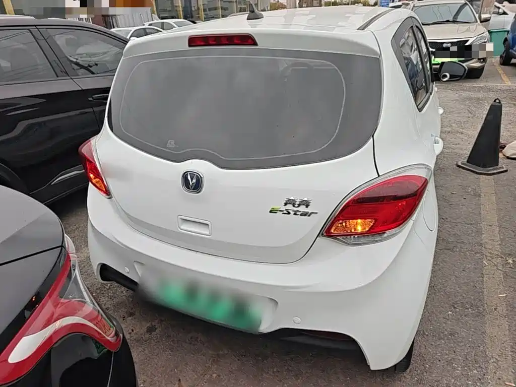 Changan Benben E-Star — миниатюра 6