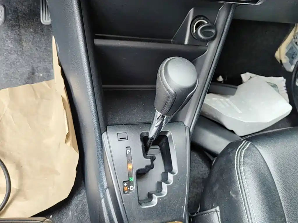 Toyota Yaris L — миниатюра 14