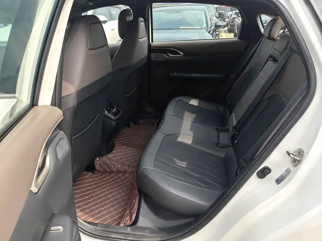 Changan Eado — миниатюра 11