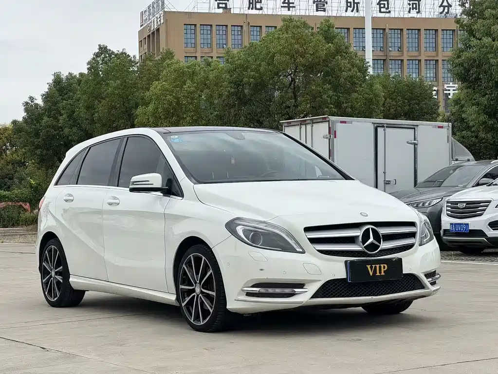 Mercedes-Benz B-Class — миниатюра 6