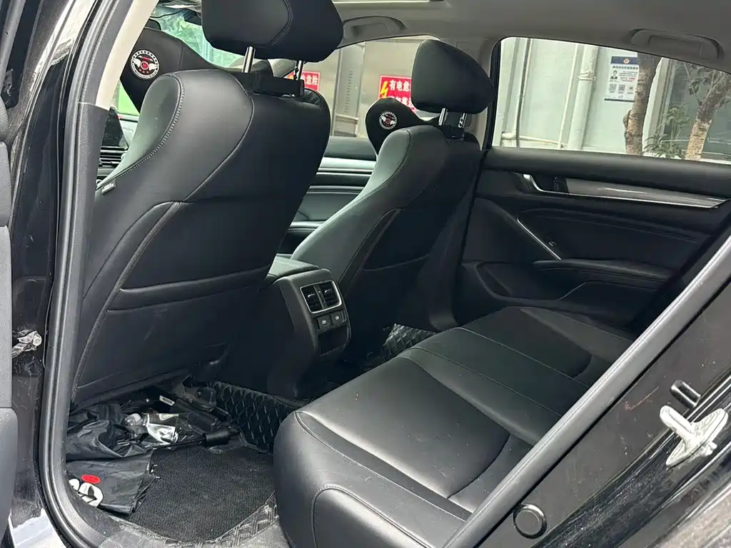 Honda Accord — миниатюра 4