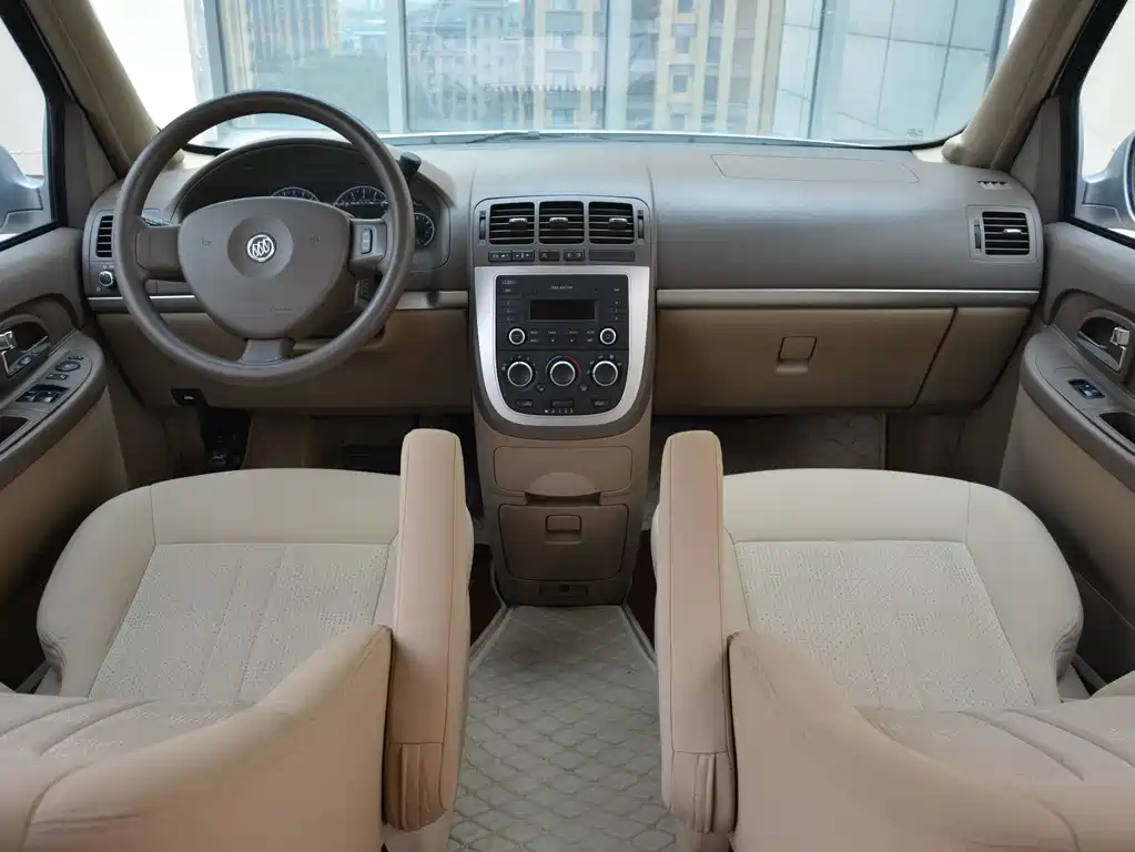 Buick GL8 — миниатюра 5