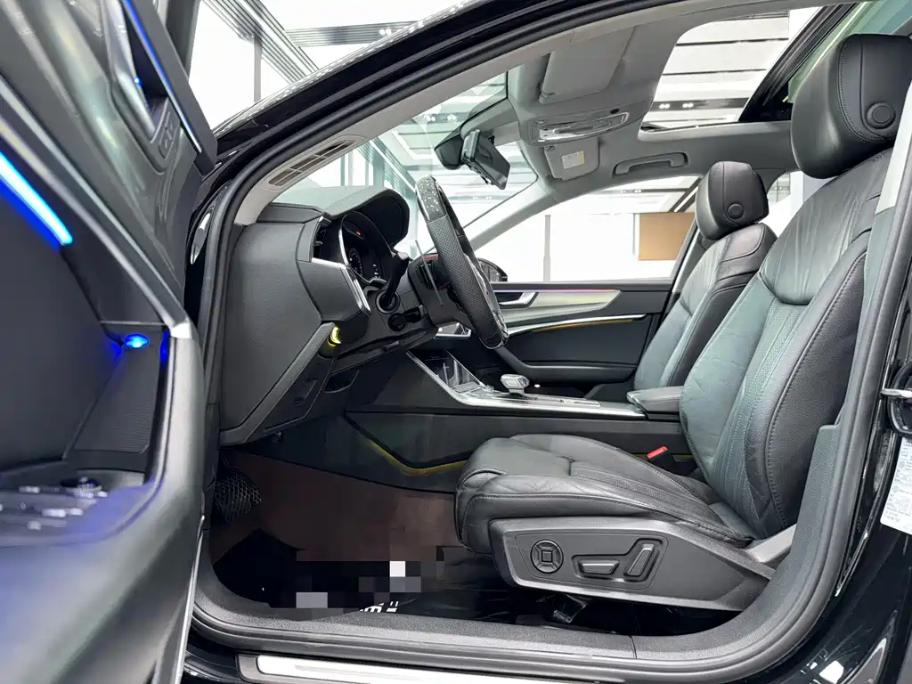 Audi A6L 2021 40 TFSI Luxury