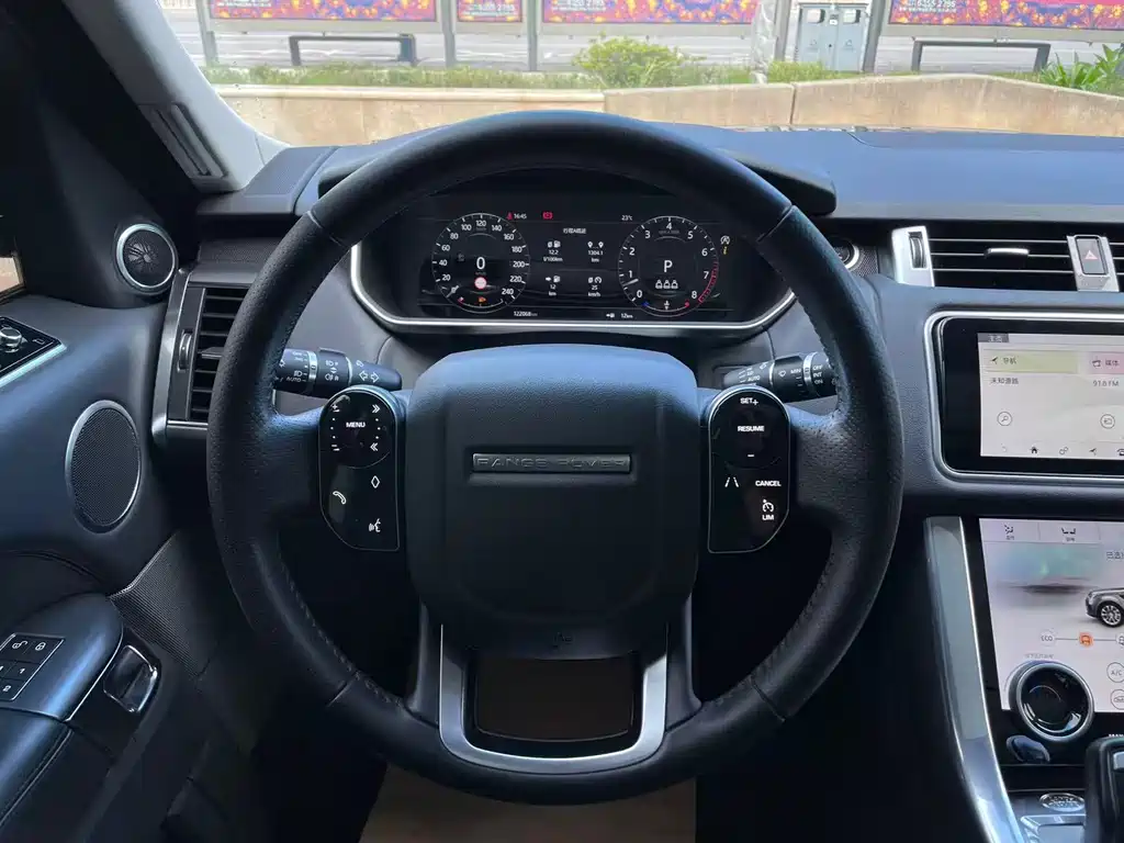 Land Rover Sport — миниатюра 11