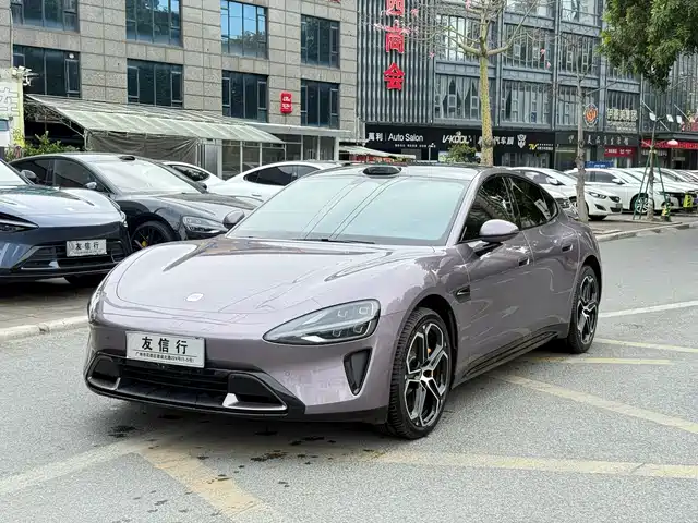 XIAOMI CAR XIAOMI SU7 2024