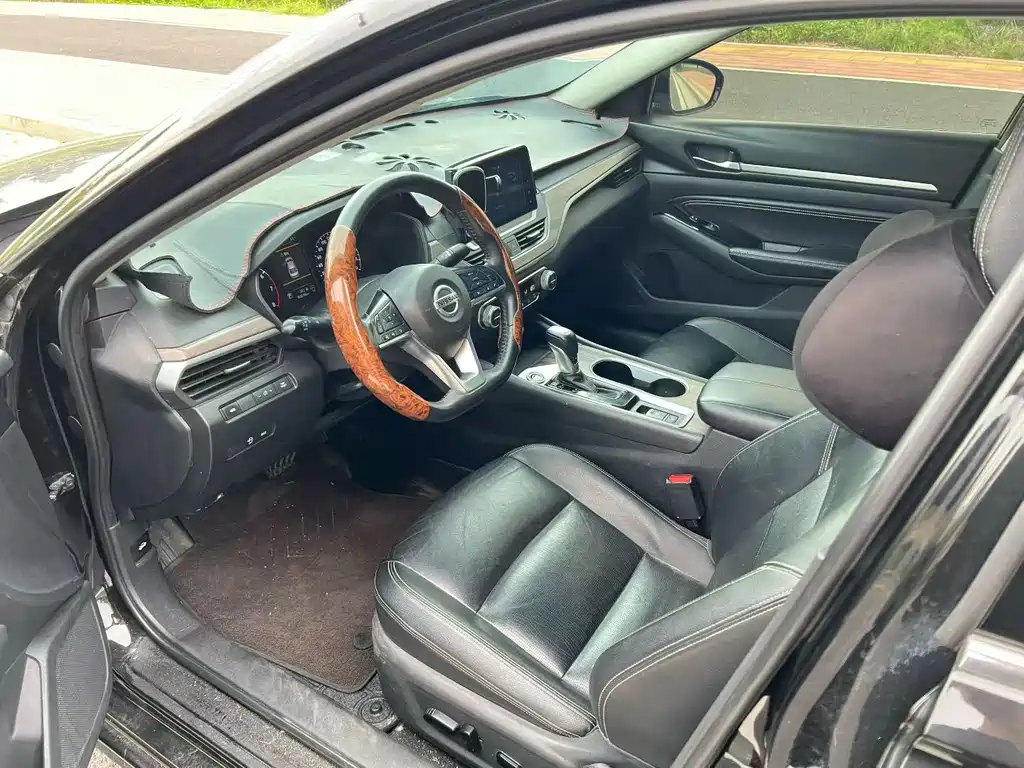 Nissan Teana — миниатюра 9