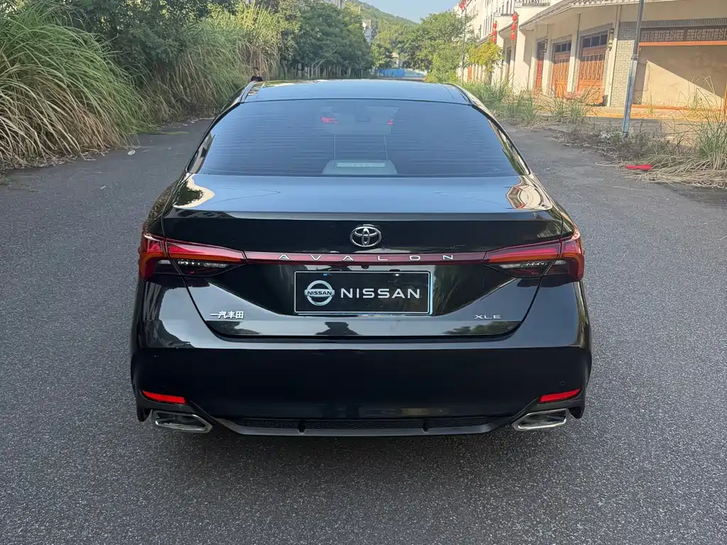 Toyota Avalon — миниатюра 5