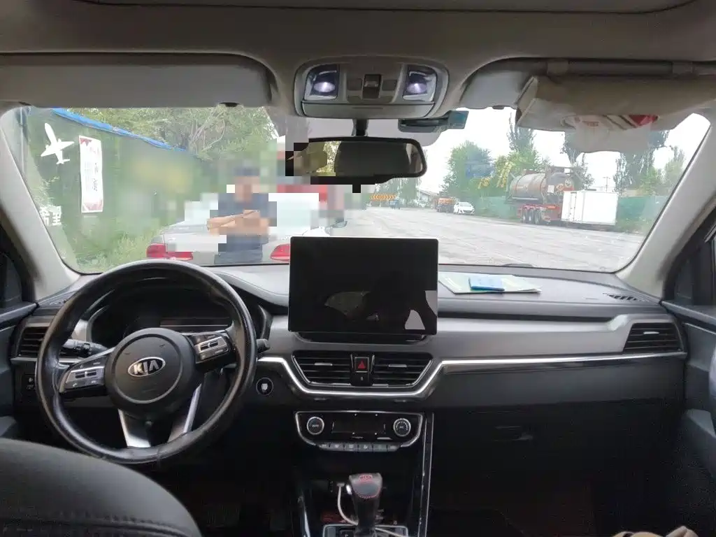 Kia Sportage — миниатюра 5