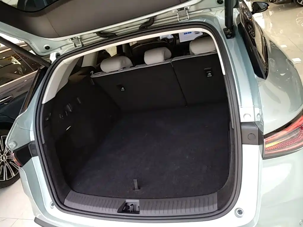 BYD Seal 06 DM-i Touring — миниатюра 19