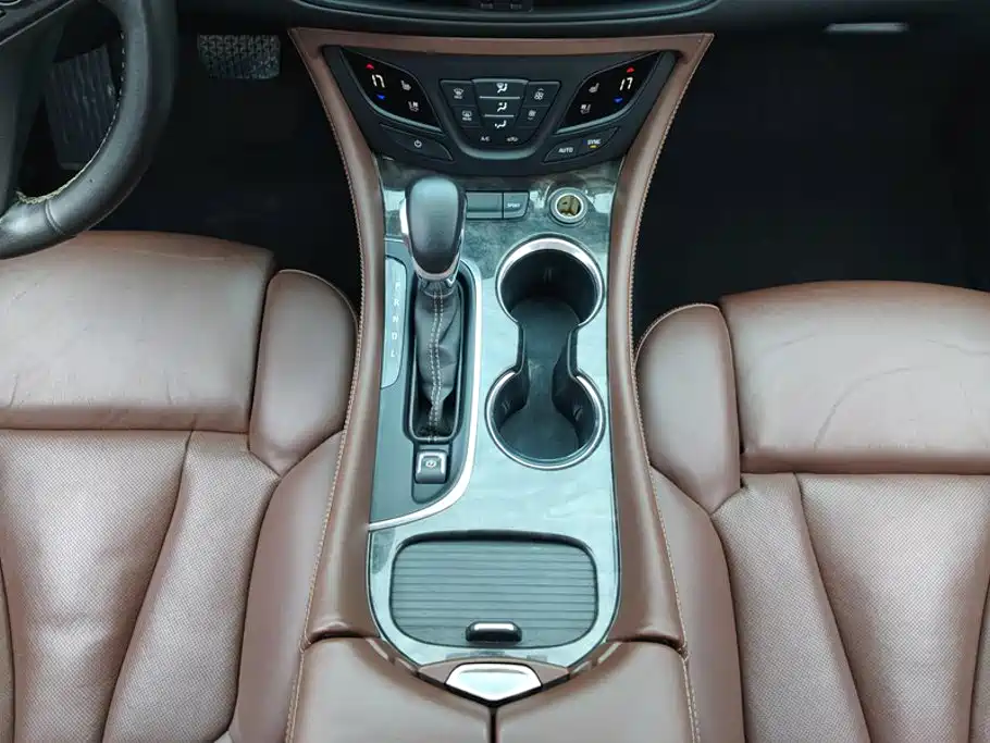 Buick Envision Plus — миниатюра 16