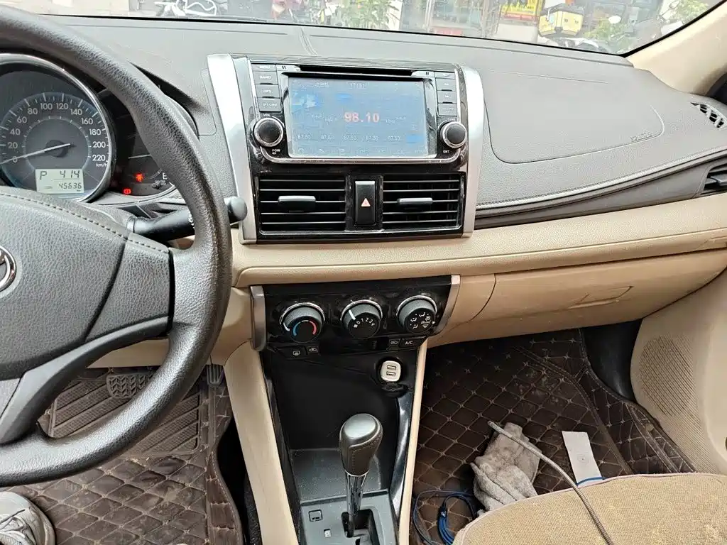 Toyota Vios — миниатюра 9