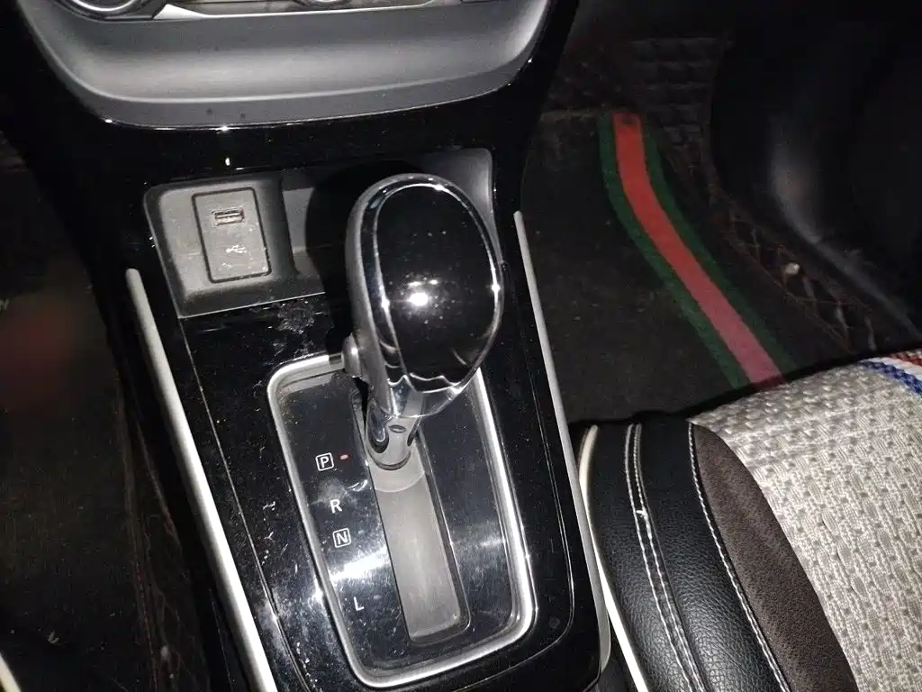 Nissan Sylphy — миниатюра 7
