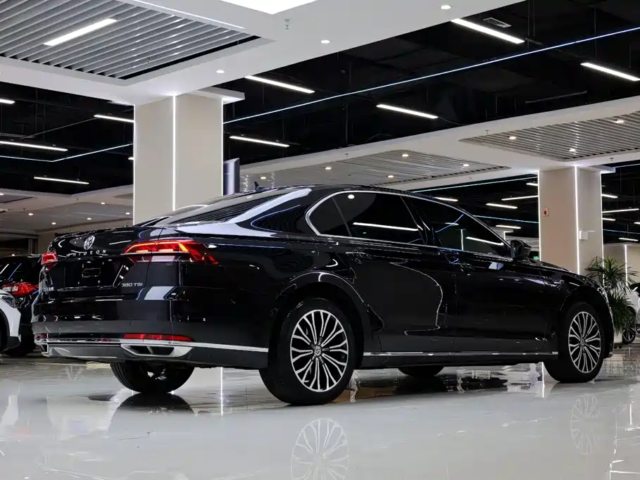 Volkswagen Phideon Facelift 380TSI 2WD Flagship Edition, фото 14