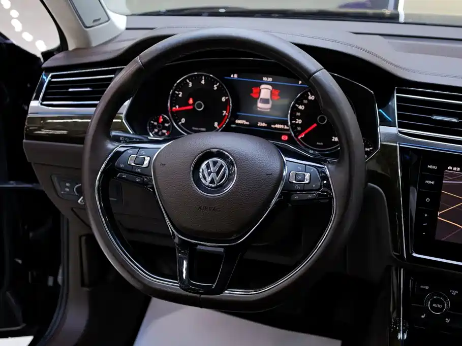 Volkswagen Phideon Facelift 380TSI 2WD Flagship Edition, фото 24