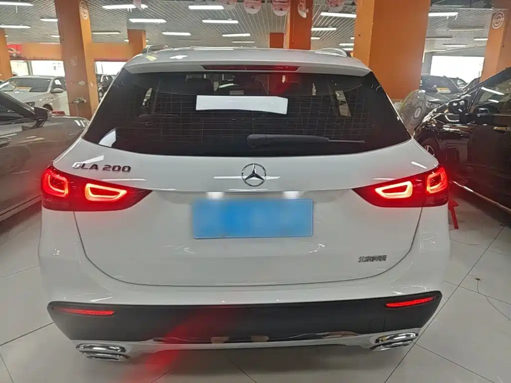 Mercedes-Benz GLA — миниатюра 6