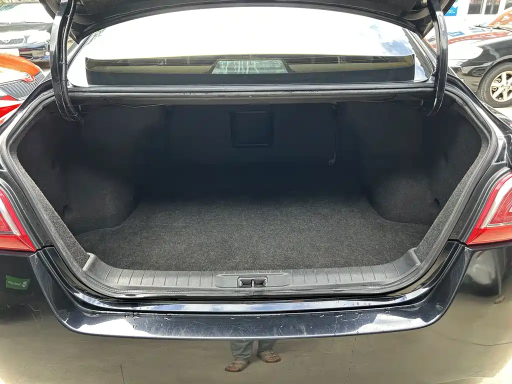 Nissan Teana — миниатюра 6
