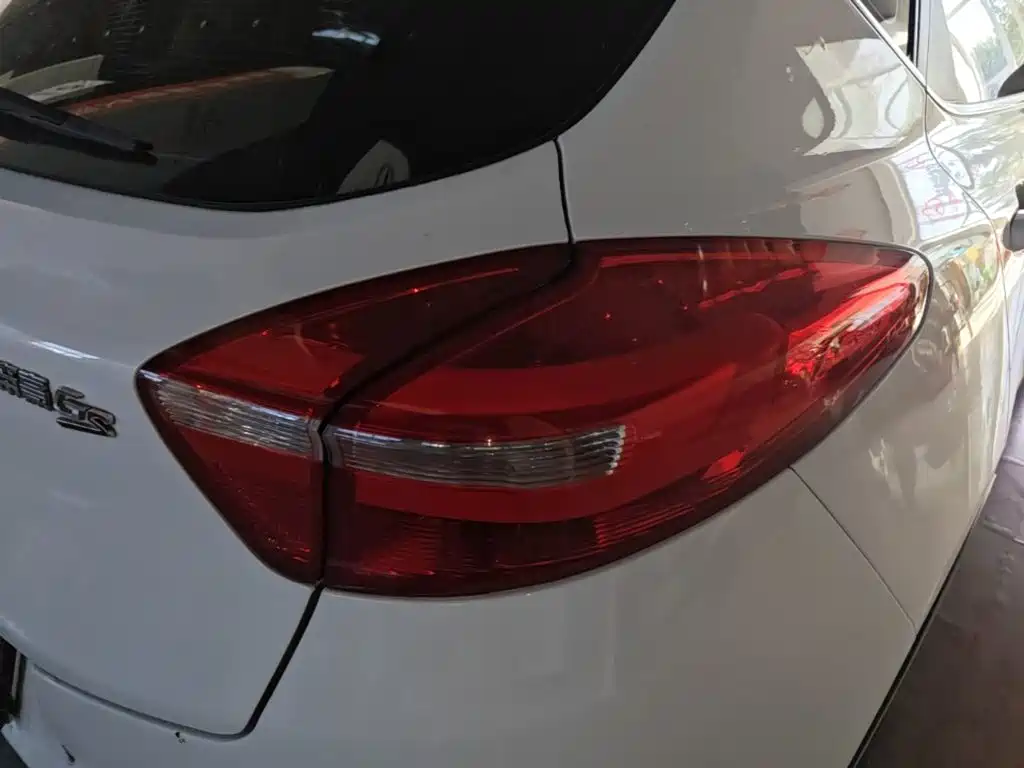 Geely Emgrand GS — миниатюра 8