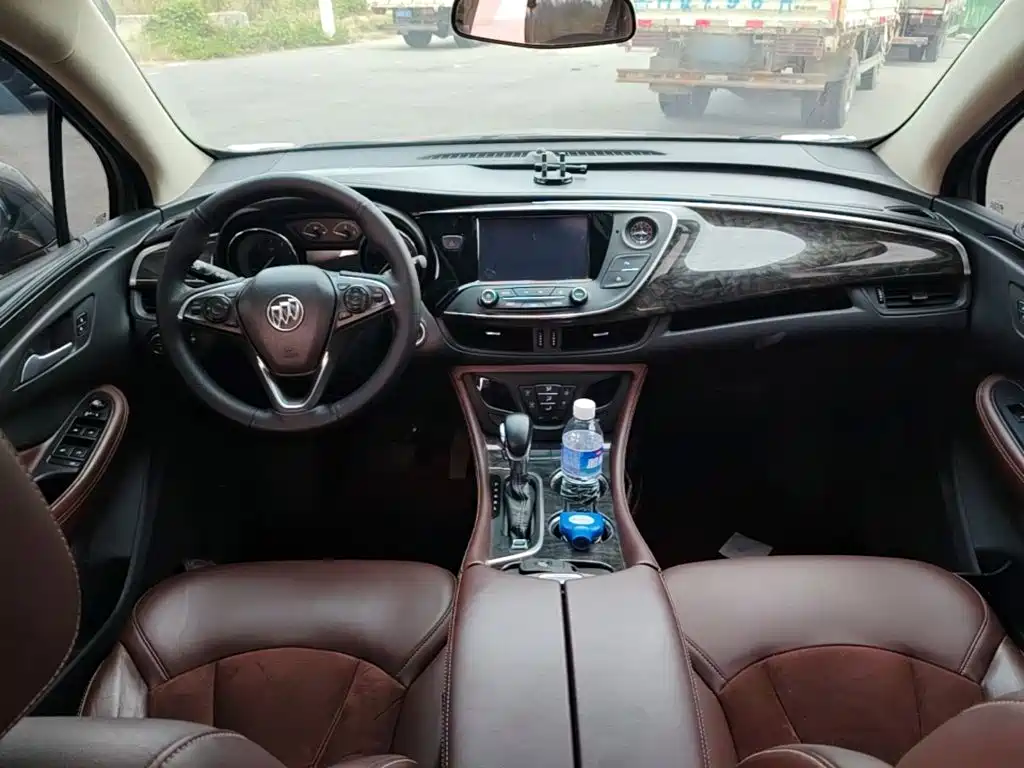 Buick Envision Plus — миниатюра 10