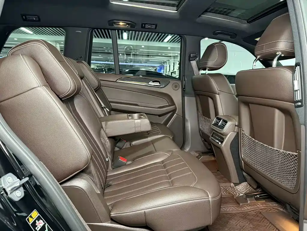 Mercedes-Benz GLS — миниатюра 13