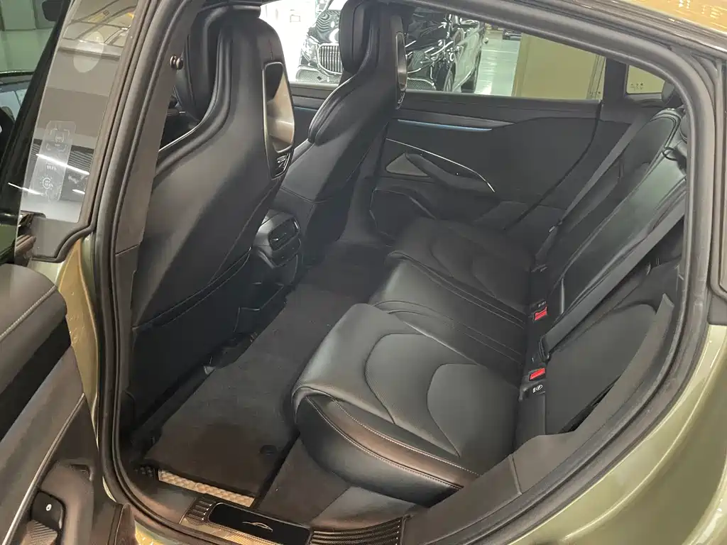 XIAOMI CAR XIAOMI SU7