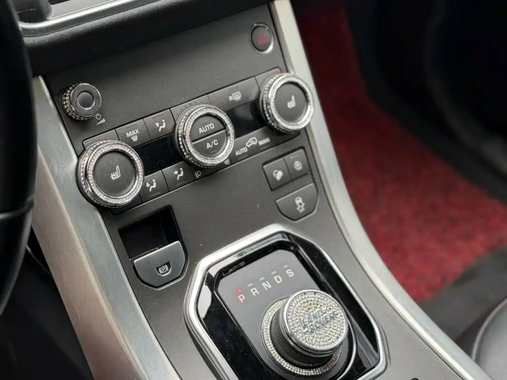 Land Rover Evoque — миниатюра 8
