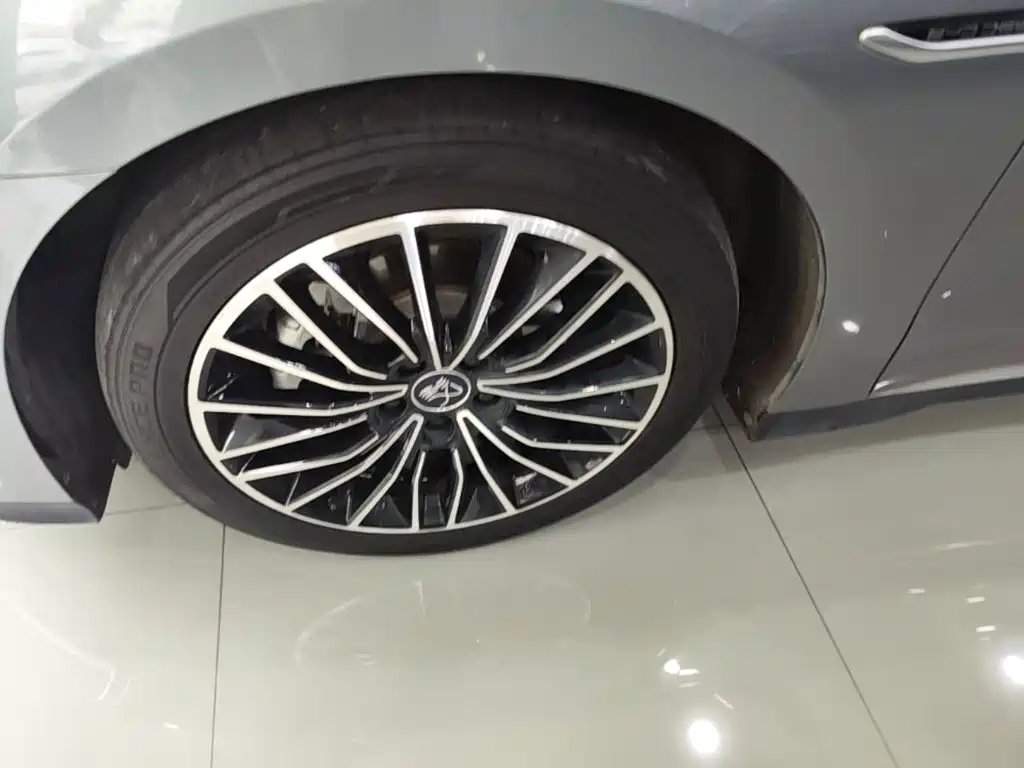 BYD Han — миниатюра 23