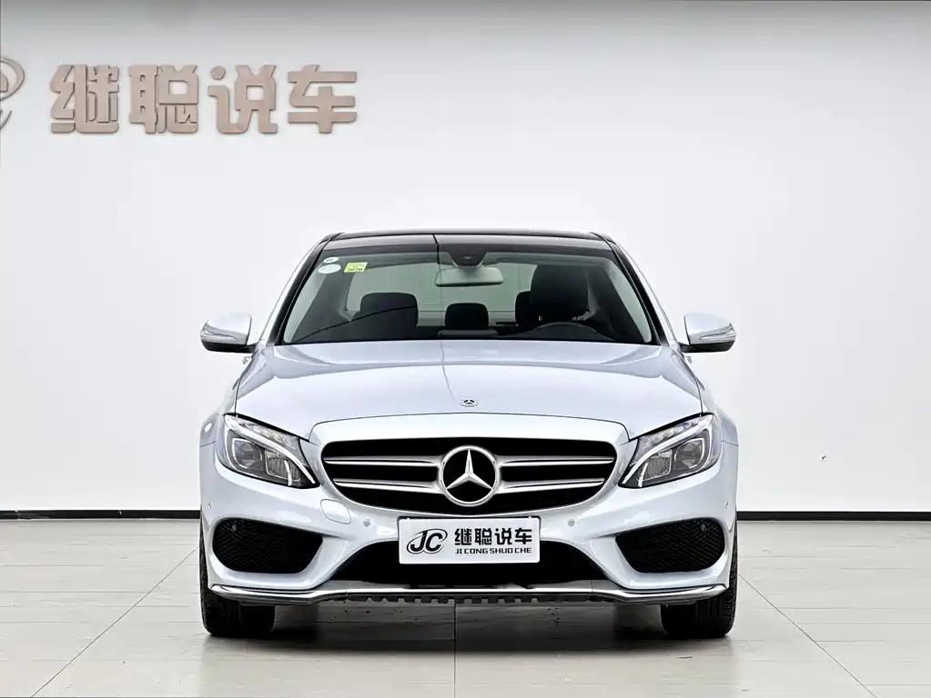 Mercedes-Benz C-Class — миниатюра 2