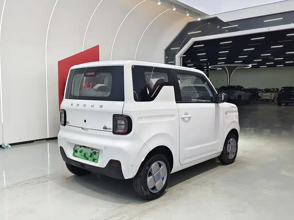 GEELY GALAXY PANDA