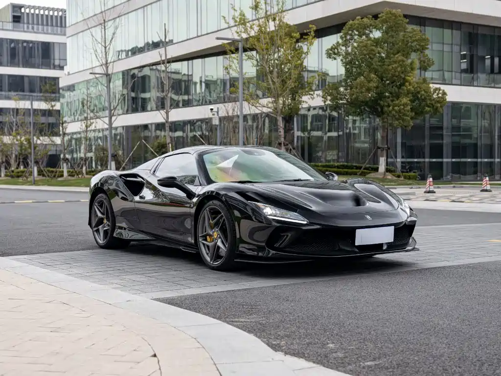 Ferrari F8 — миниатюра 3