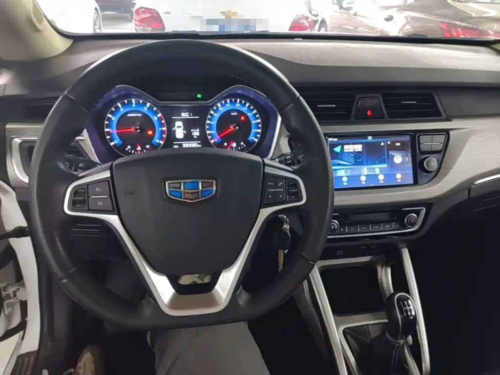 Geely Vision X3 — миниатюра 10