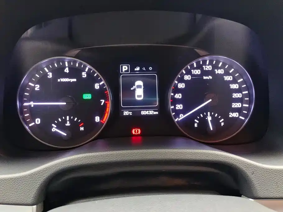 Hyundai Elantra — миниатюра 14