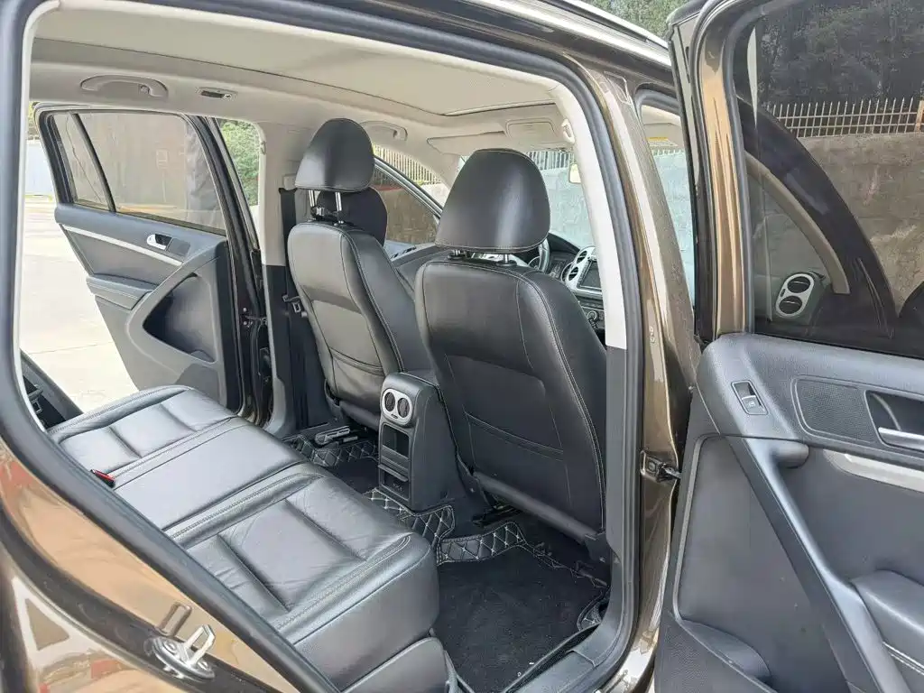 Volkswagen Tiguan — миниатюра 17