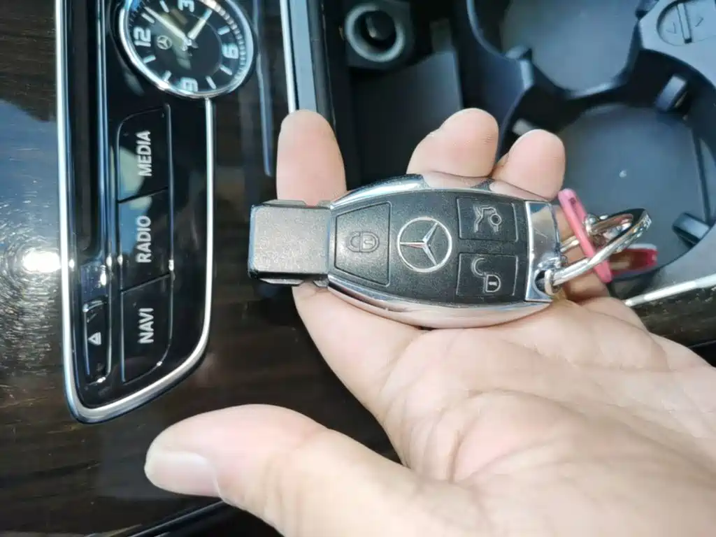 Mercedes-Benz C-Class — миниатюра 9