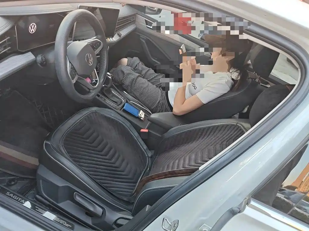 Volkswagen Sagitar — миниатюра 18