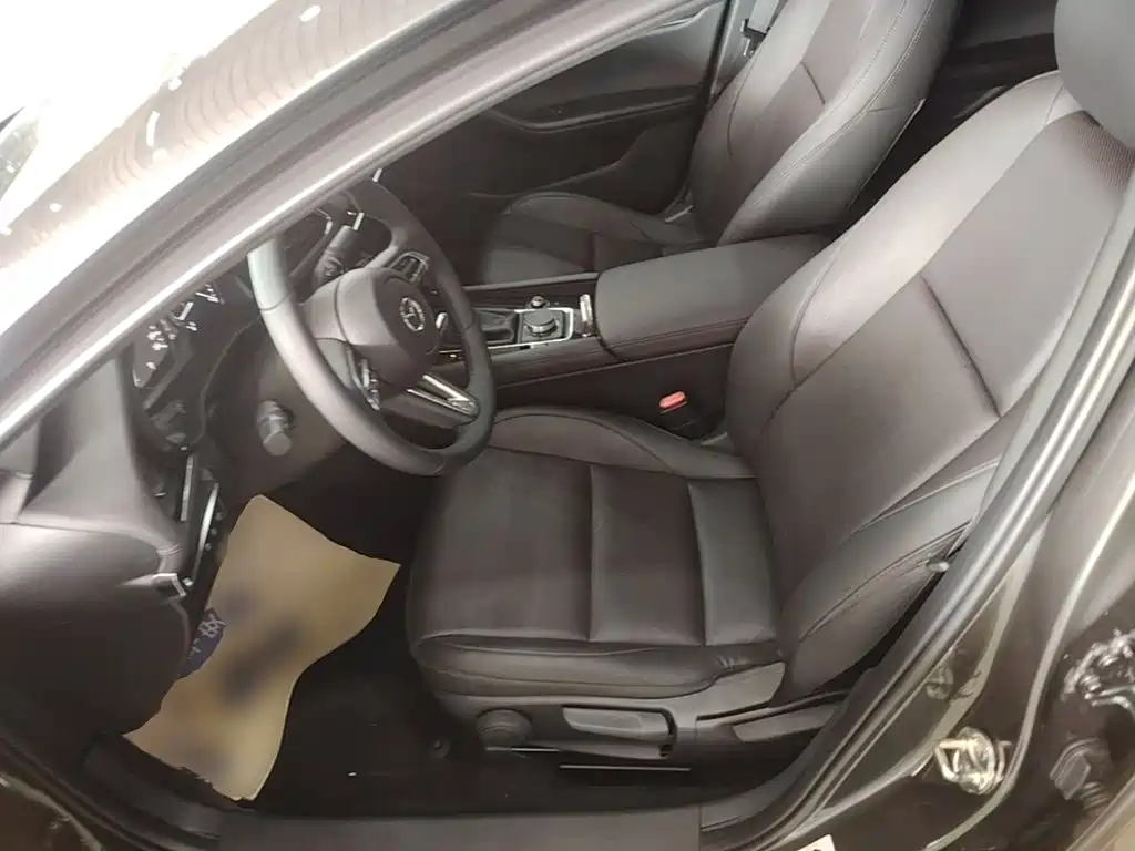Mazda 3 Axela — миниатюра 15