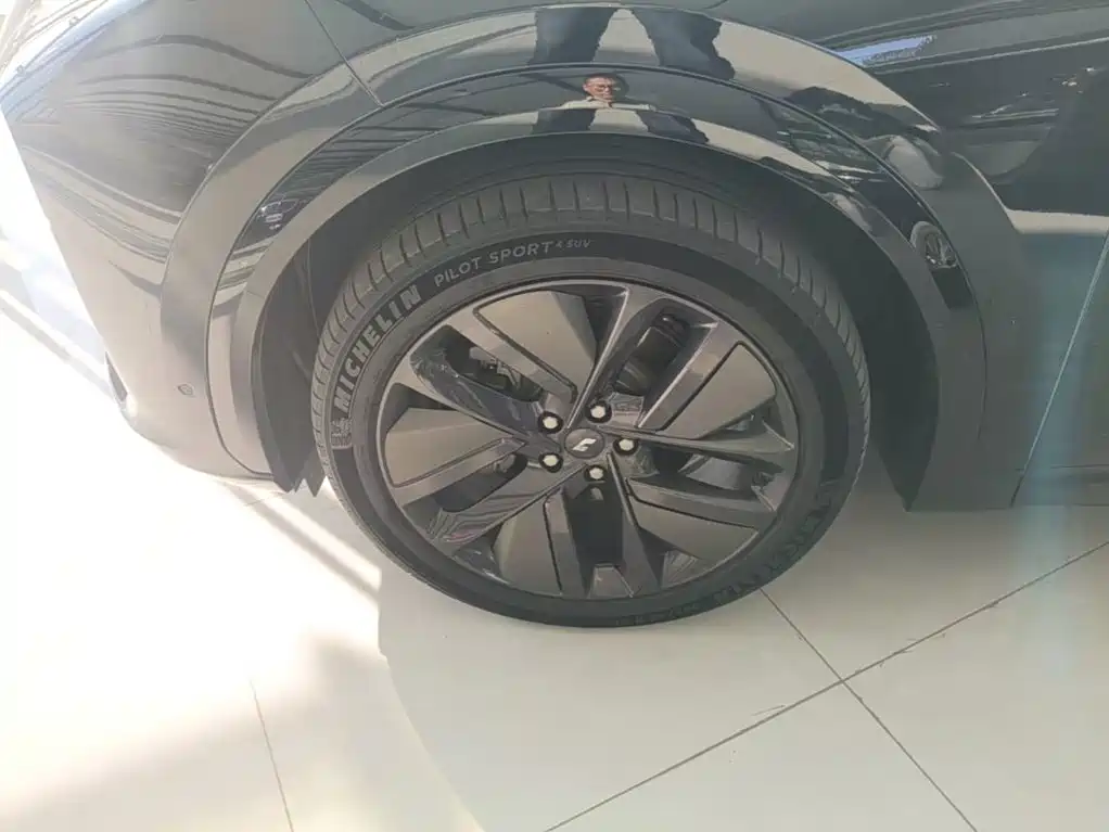 Li Auto Li L7 — миниатюра 23