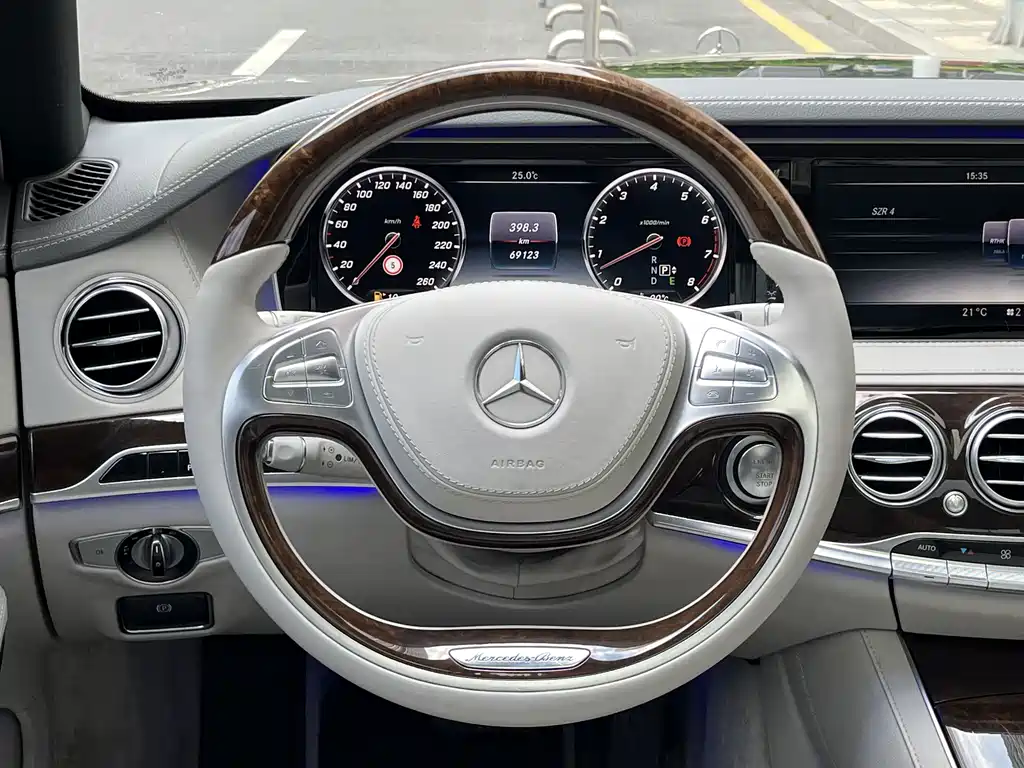 Mercedes-Benz S-Class — миниатюра 13