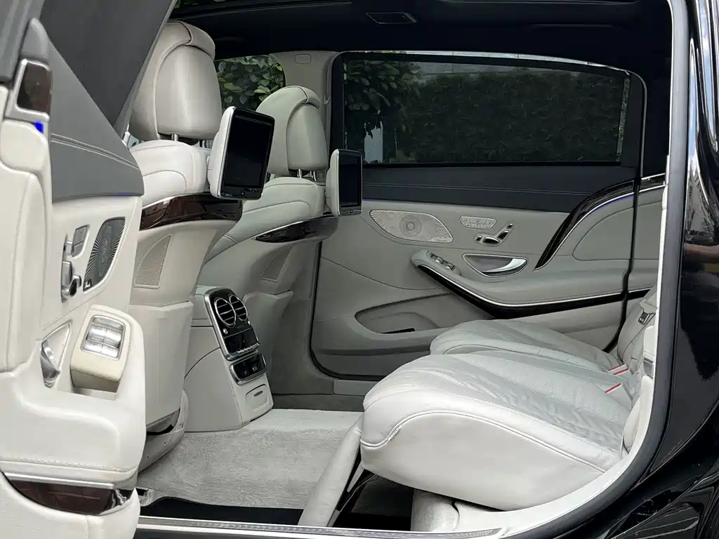 Mercedes-Benz S-Class — миниатюра 18