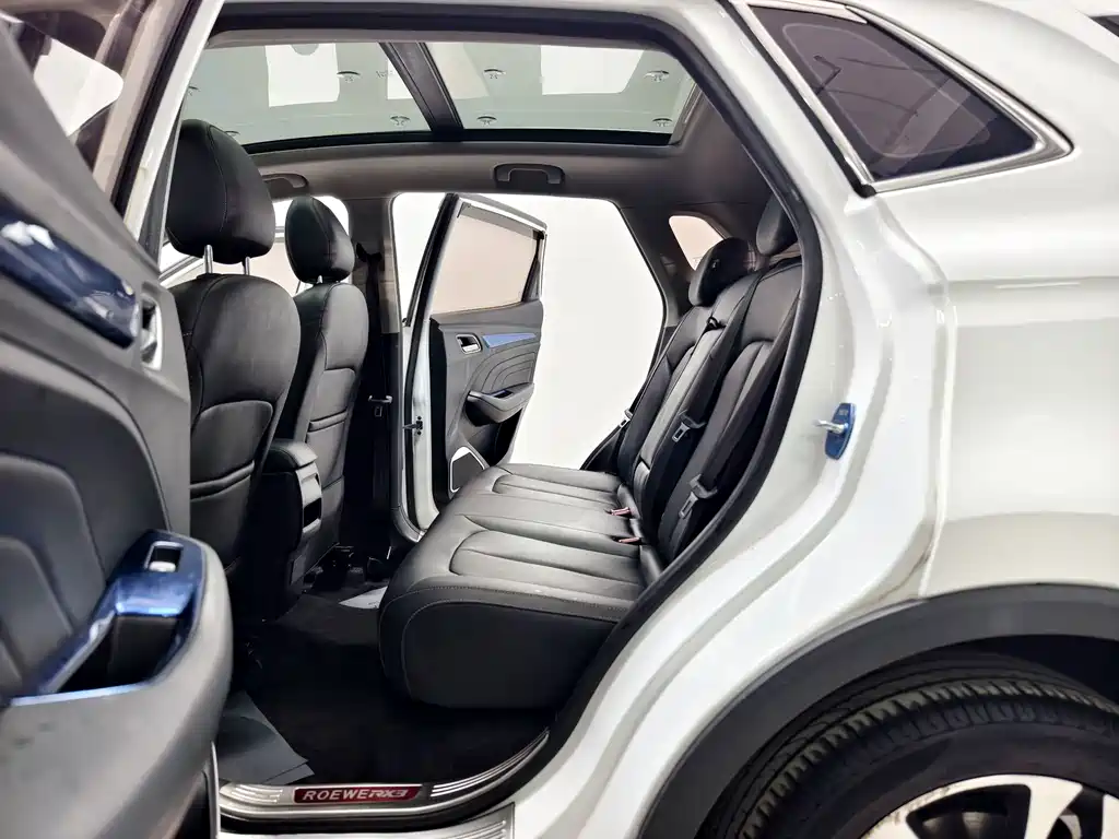 Roewe RX3 — миниатюра 13