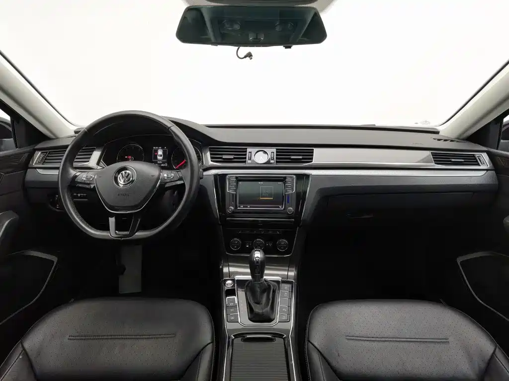 Volkswagen Passat — миниатюра 5