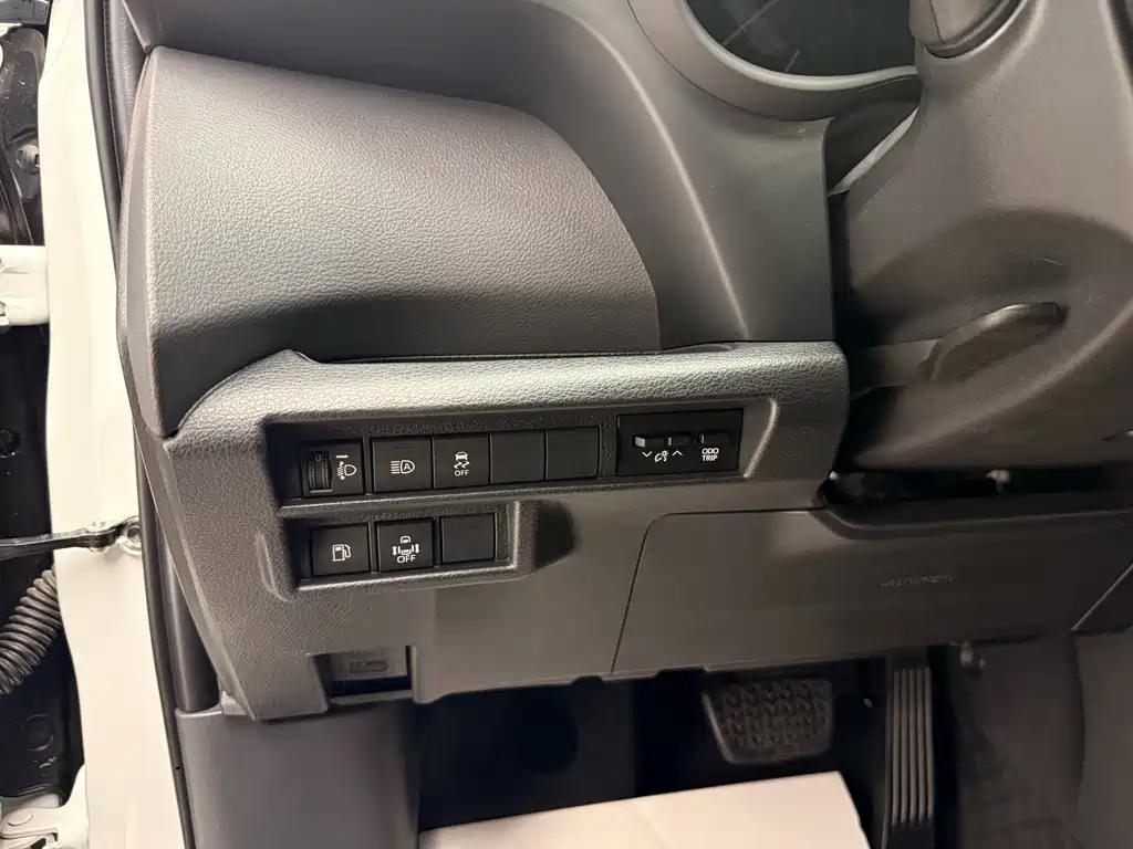 Toyota Sienna — миниатюра 5