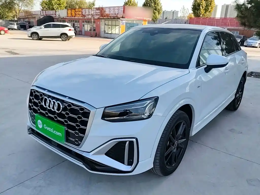 Audi Q2L — миниатюра 2